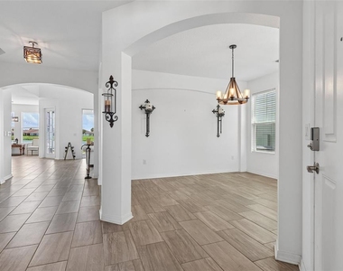 343 Blue Cypress Drive - Photo Thumbnail 19