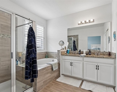 343 Blue Cypress Drive - Photo Thumbnail 43