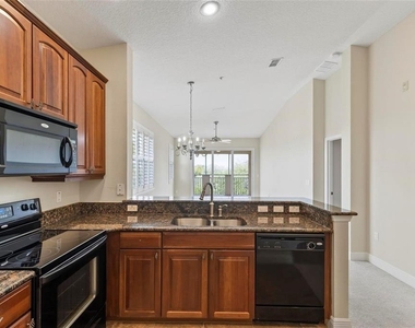 35 Riverview Bend S - Photo Thumbnail 6