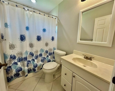 142 Solana Street - Photo Thumbnail 17