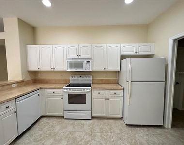 3643 Spinner Avenue - Photo Thumbnail 4