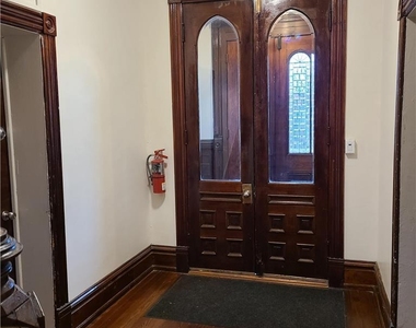 507 1st Avenue - Photo Thumbnail 2