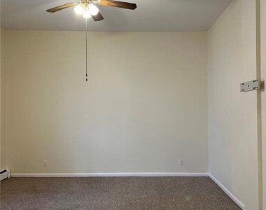 228 Northampton Street - Photo Thumbnail 7