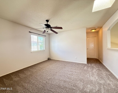 14057 Tierra Delfin Drive - Photo Thumbnail 22