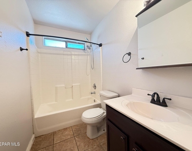 14057 Tierra Delfin Drive - Photo Thumbnail 24