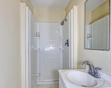 4408 Arlen Avenue - Photo Thumbnail 16