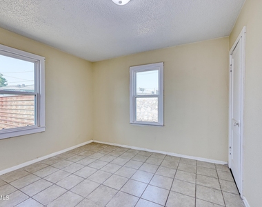 4408 Arlen Avenue - Photo Thumbnail 25