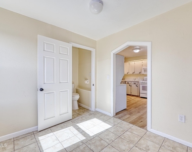 4408 Arlen Avenue - Photo Thumbnail 13