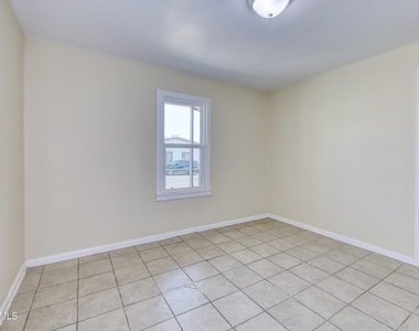 4408 Arlen Avenue - Photo Thumbnail 21