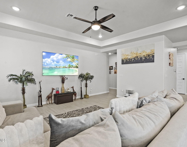 257 Staffs Way - Photo Thumbnail 6