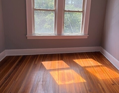 2744 Fairfield Avenue - Photo Thumbnail 10