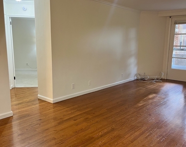 71 Strawberry Hill Avenue - Photo Thumbnail 3