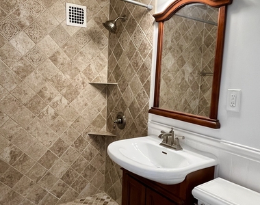 71 Strawberry Hill Avenue - Photo Thumbnail 8