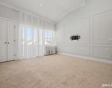 163 South Street - Photo Thumbnail 2