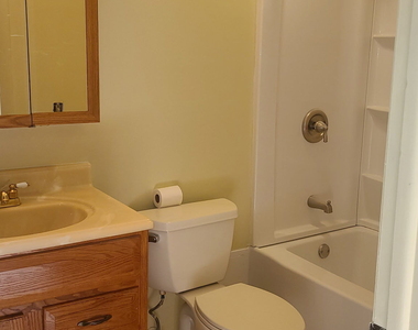 285 High Path Road - Photo Thumbnail 2