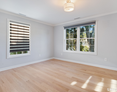 123 East Avenue - Photo Thumbnail 12