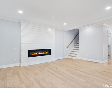 123 East Avenue - Photo Thumbnail 5