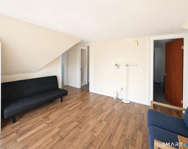 26 Compton Street - Photo Thumbnail 27