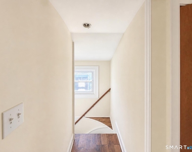 26 Compton Street - Photo Thumbnail 2