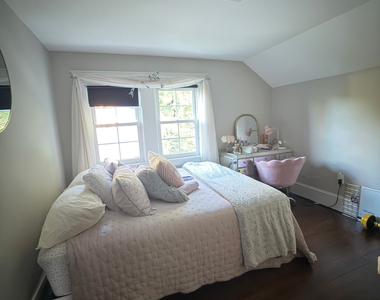 188 Plainville Avenue - Photo Thumbnail 20