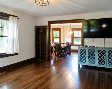 188 Plainville Avenue - Photo Thumbnail 15