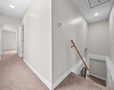 415 Giffin Ave - Photo Thumbnail 11