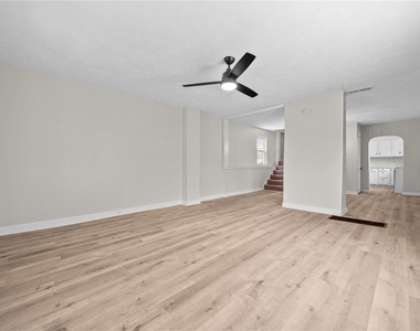 415 Giffin Ave - Photo Thumbnail 3