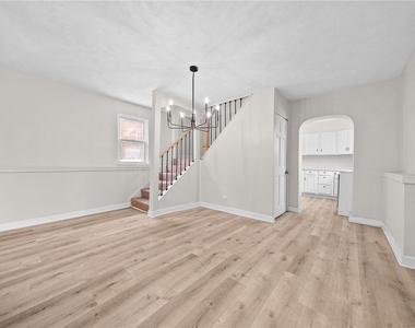 415 Giffin Ave - Photo Thumbnail 5