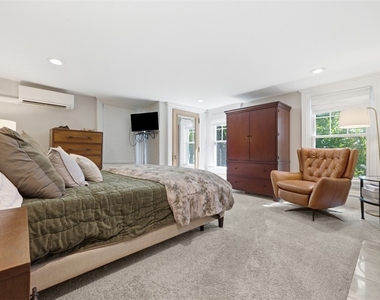 305 Centennial Ave - Photo Thumbnail 12