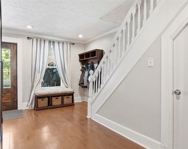 305 Centennial Ave - Photo Thumbnail 7