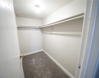601 Cabrillo Circle - Photo Thumbnail 19