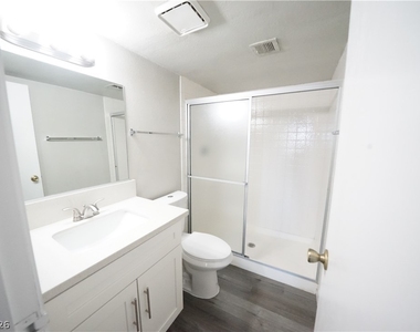 601 Cabrillo Circle - Photo Thumbnail 18