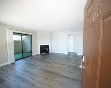 601 Cabrillo Circle - Photo Thumbnail 5