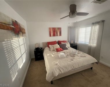 7416 Castillo Peak Street - Photo Thumbnail 12