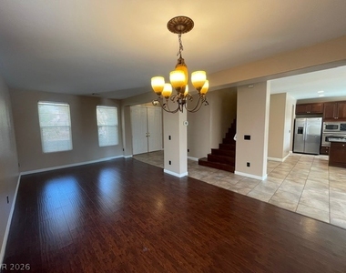 5645 Breckenridge Street - Photo Thumbnail 8