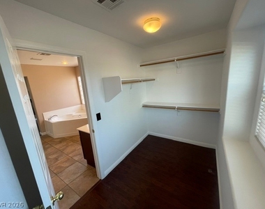 5645 Breckenridge Street - Photo Thumbnail 26