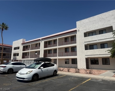 1381 E University Avenue - Photo Thumbnail 1