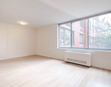 750 Columbus Ave. - Photo Thumbnail 22