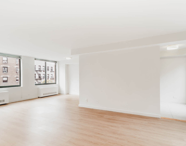 750 Columbus Ave. - Photo Thumbnail 14