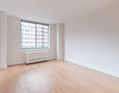 750 Columbus Ave. - Photo Thumbnail 23
