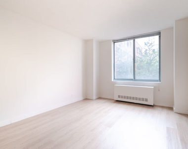 750 Columbus Ave. - Photo Thumbnail 19