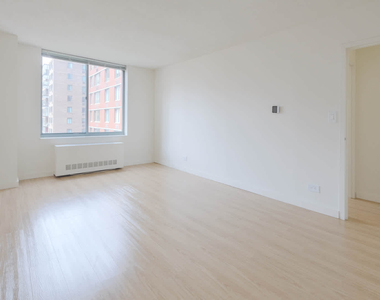750 Columbus Ave. - Photo Thumbnail 49