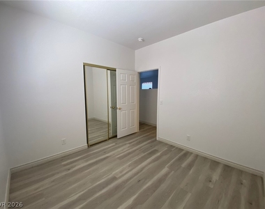 9880 Risto Court - Photo Thumbnail 17