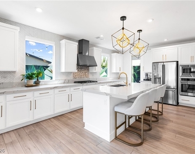 4207 Orchard Run Avenue - Photo Thumbnail 24