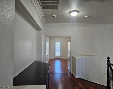 10134 Reflection Brook Avenue - Photo Thumbnail 33