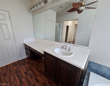 10134 Reflection Brook Avenue - Photo Thumbnail 56
