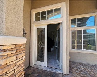 10134 Reflection Brook Avenue - Photo Thumbnail 2