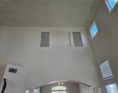 10134 Reflection Brook Avenue - Photo Thumbnail 29