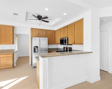 1444 Country Hollow Drive - Photo Thumbnail 12