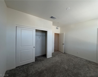 11836 Black Canary Avenue - Photo Thumbnail 35
